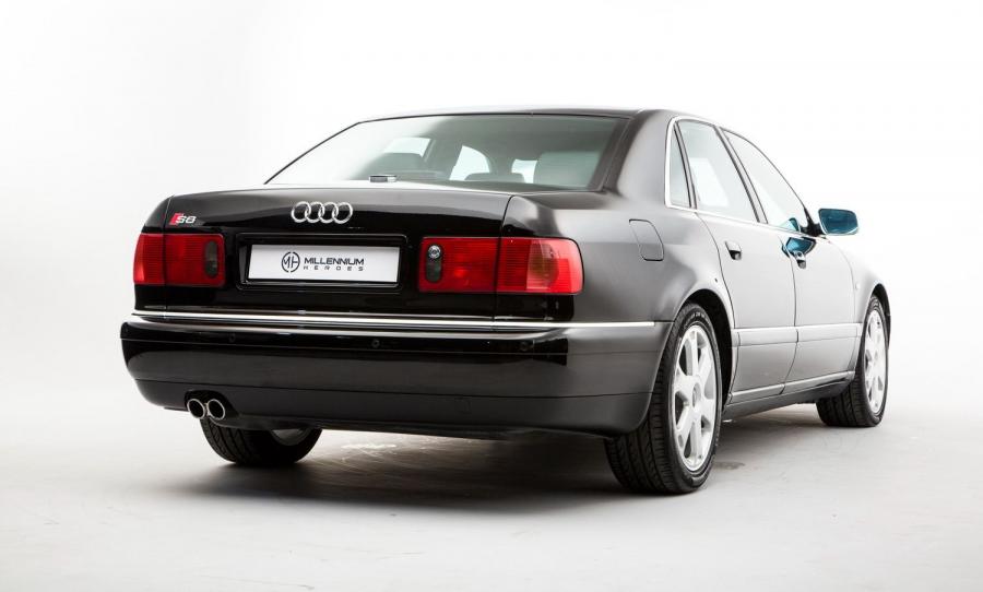  Audi S8 (D2) 1999 года  (UK) (фото 11 из 39)